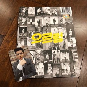 EXO [XOXO] 1st Repackage Album Kiss Ver. with Kris Wu Photocard Kpop K-pop